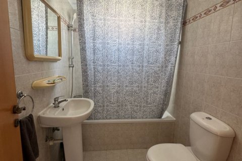 2 bedrooms Apartment in Larnaca, Larnaka,  No. 39703 9