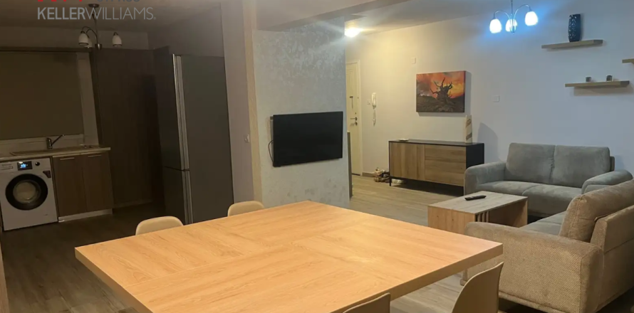 3 bedrooms Apartment in Larnaca, Larnaka,  No. 39707