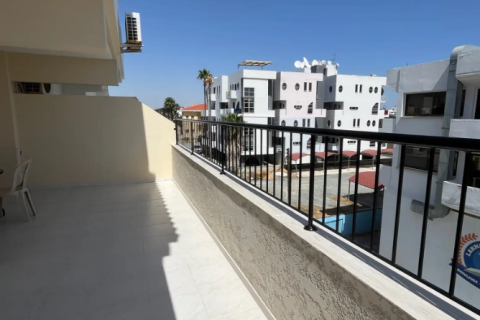 3 bedrooms Apartment in Larnaca, Larnaka,  No. 39707 12