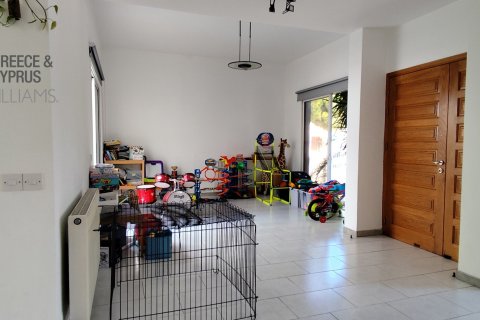 3 bedrooms Townhouse in Strovolos, Nicosia,  No. 39550 17