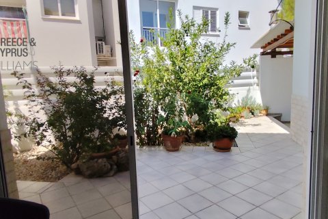 3 bedrooms Townhouse in Strovolos, Nicosia,  No. 39550 9