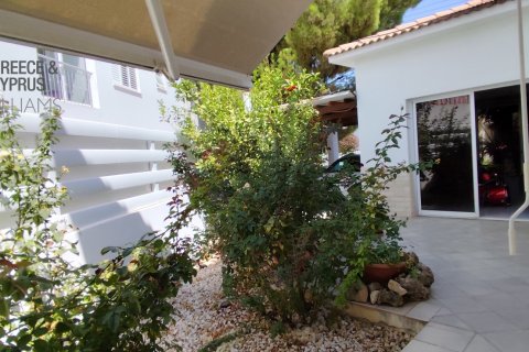 3 bedrooms Townhouse in Strovolos, Nicosia,  No. 39550 8