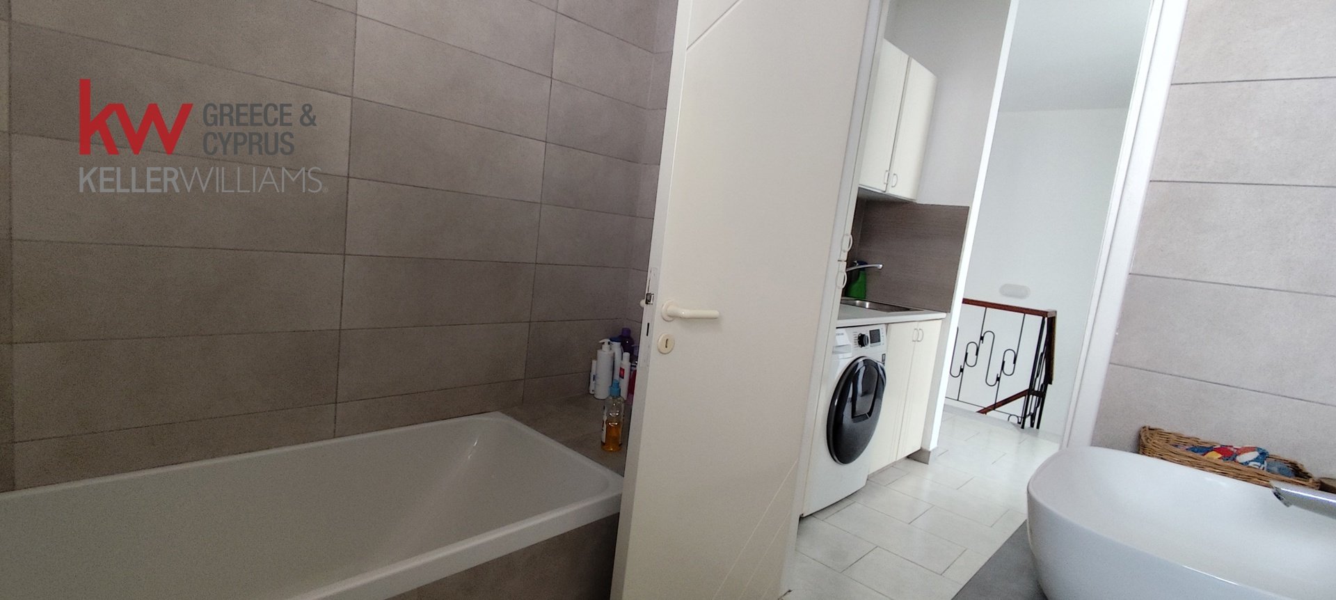 3 bedrooms Townhouse in Strovolos, Nicosia, Cyprus No. 39550