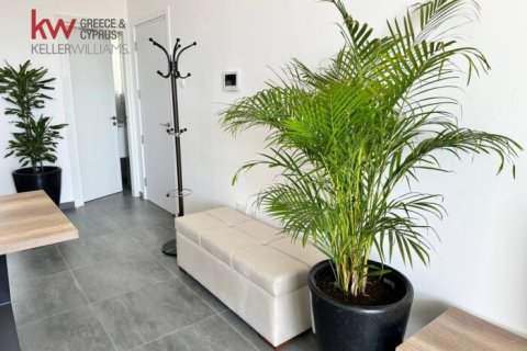 2 bedrooms Apartment in Livadia, Nicosia,  No. 39549 5