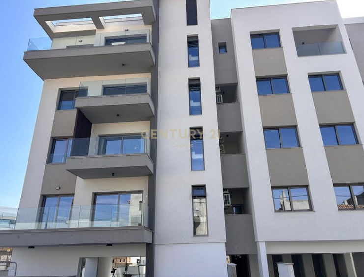 4 bedrooms Apartment in Agios Athanasios, Limassol, Cyprus No. 55669