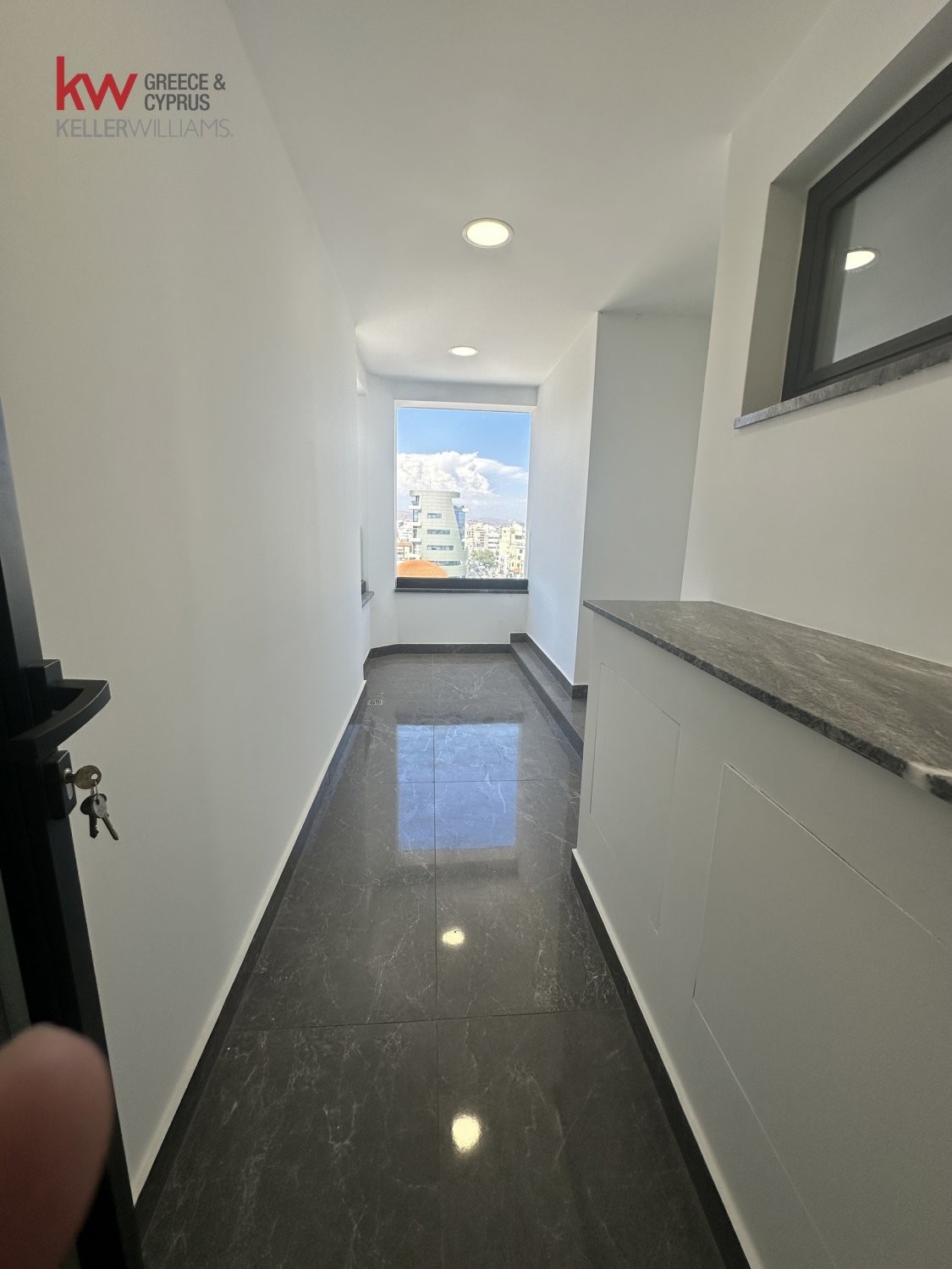 700m2 Office in Limassol, Cyprus No. 40464