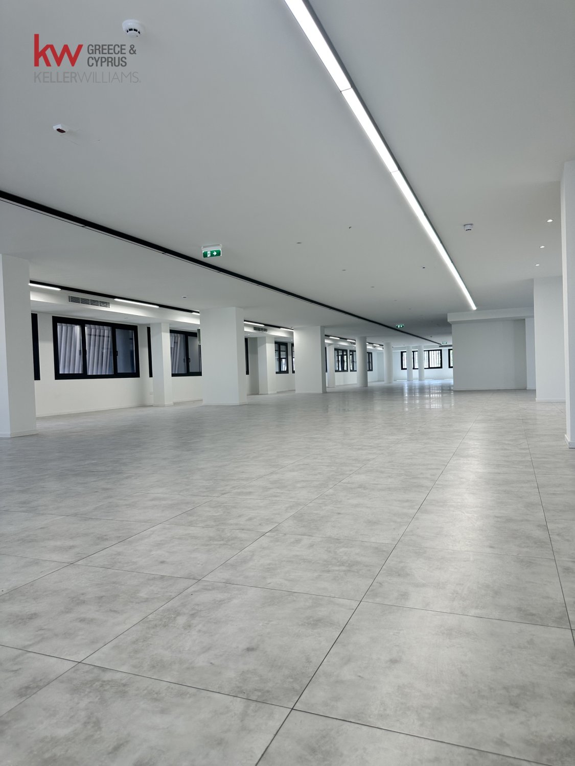 700m2 Office in Limassol, Cyprus No. 40464