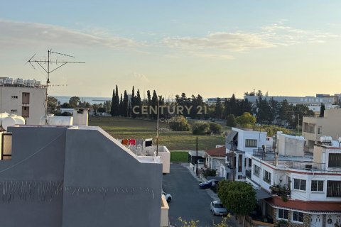 638m2 Edificio en Limassol, No. 55951 2
