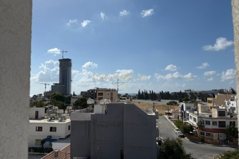638m2 Edificio en Limassol, No. 55951 9