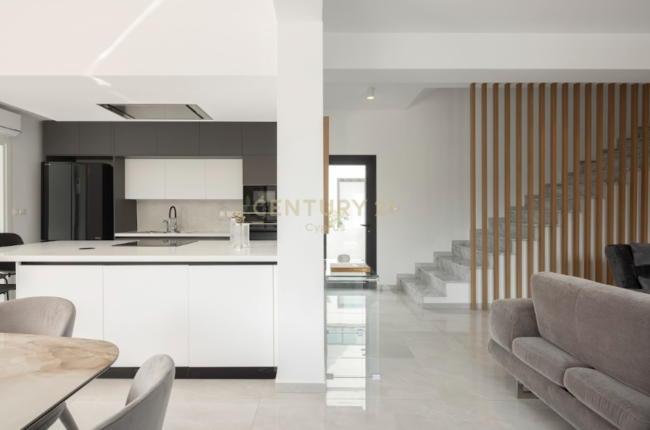 4 bedrooms Villa in Chloraka, Paphos, Cyprus No. 53937