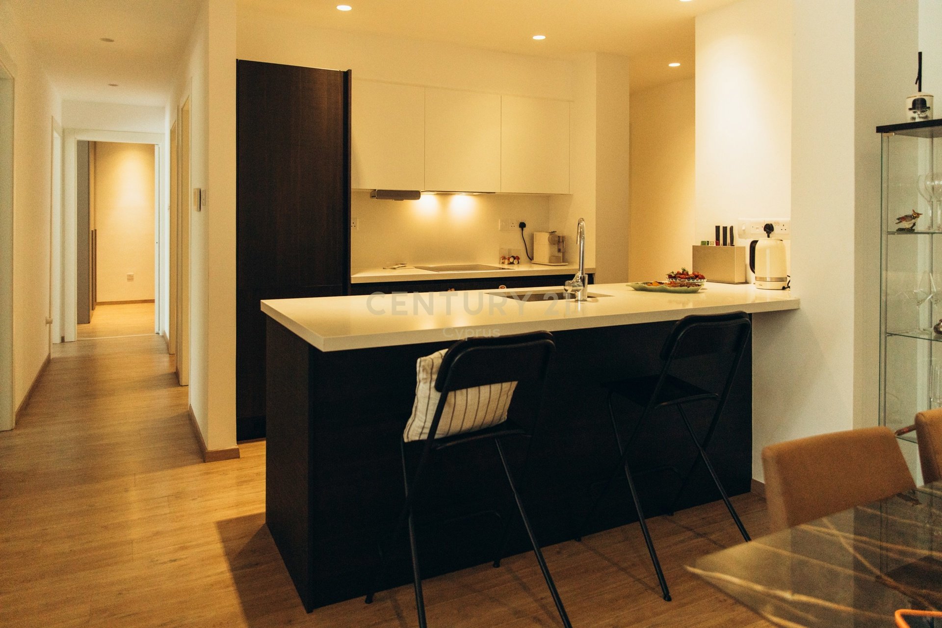 3 bedrooms Apartment in Mesa Geitonia, Limassol, Cyprus No. 58557