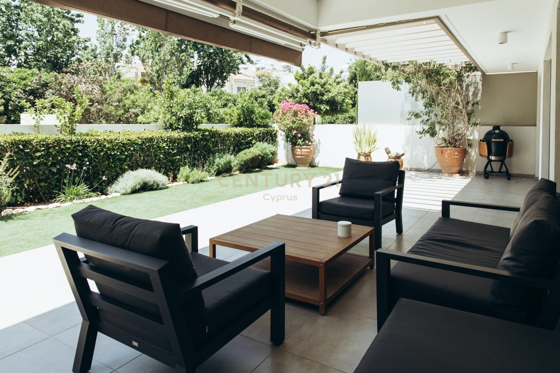 3 bedrooms Apartment in Mesa Geitonia, Limassol, Cyprus No. 58557
