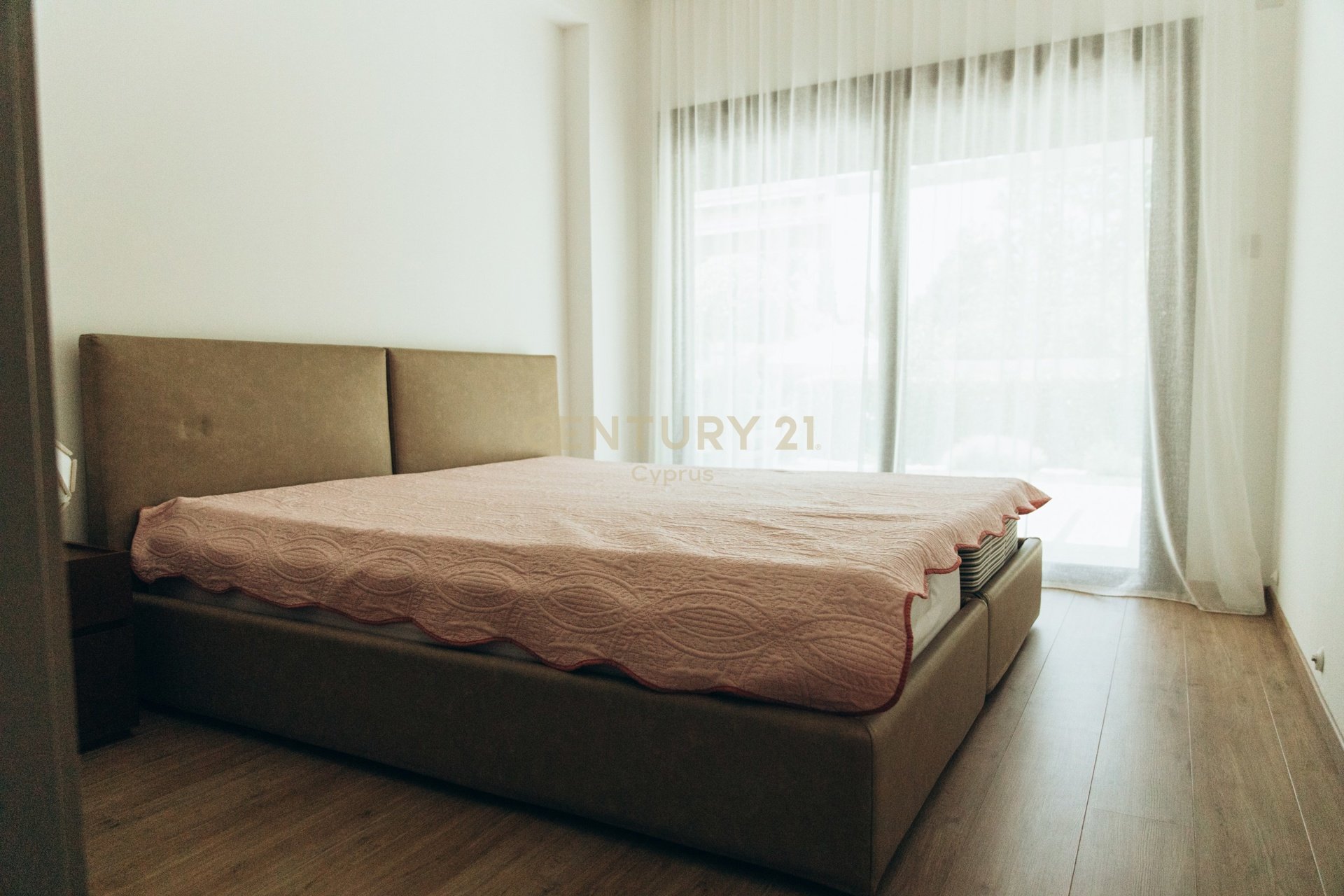 3 bedrooms Apartment in Mesa Geitonia, Limassol, Cyprus No. 58557
