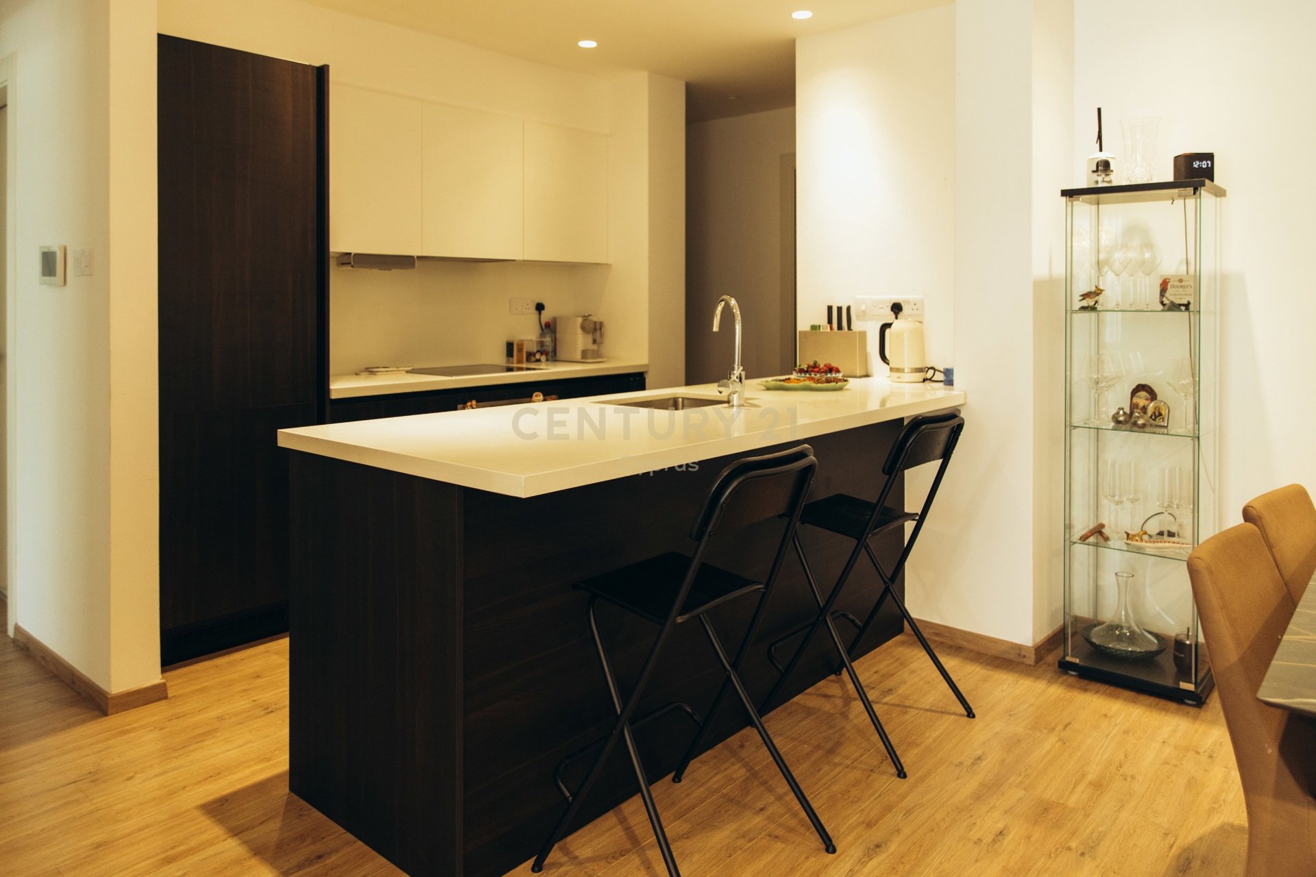 3 bedrooms Apartment in Mesa Geitonia, Limassol, Cyprus No. 58557