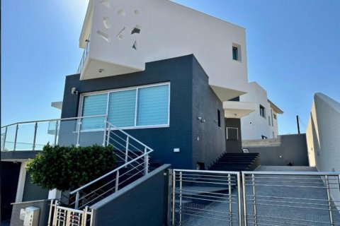 5 bedrooms Villa in Agios Athanasios, Limassol, No. 46839 8