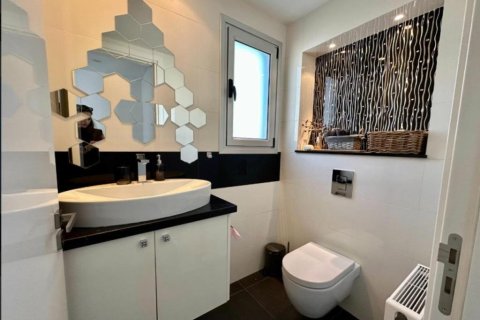 5 bedrooms Villa in Agios Athanasios, Limassol, No. 46839 13