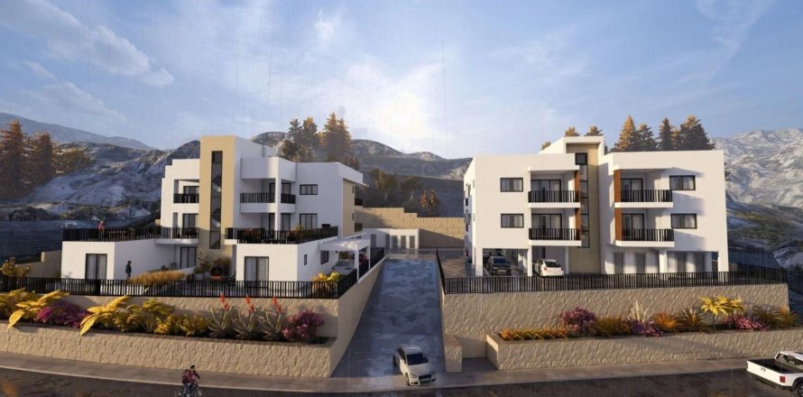 3 bedrooms Apartment in Palodeia, Limassol, No. 40723