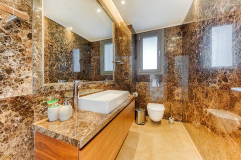 3 bedrooms Apartment in Agios Tychonas, Limassol,  No. 37808 24