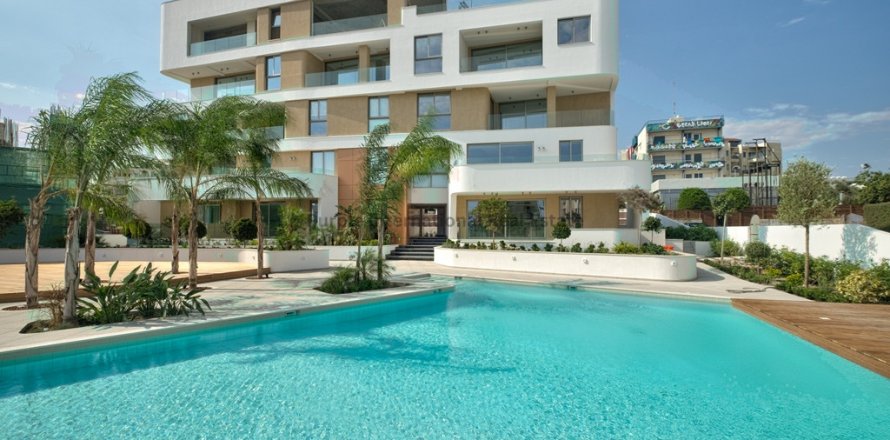 2 bedrooms Apartment in Agios Tychonas, Limassol,  No. 37807