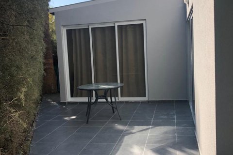 Мезонет с 3 спальнями в Агиос Тихонас, Лимасол,  № 49541 13