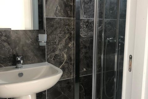 Мезонет с 3 спальнями в Агиос Тихонас, Лимасол,  № 49541 11