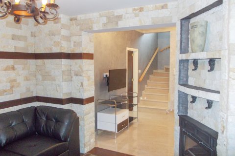 3 chambres Villa à Limassol,  No. 49542 4