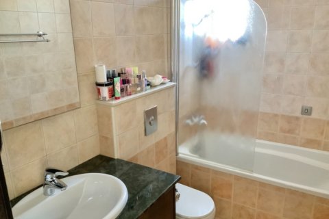 4 dormitorios Villa en Latsia, Nicosia,  No. 55706 4