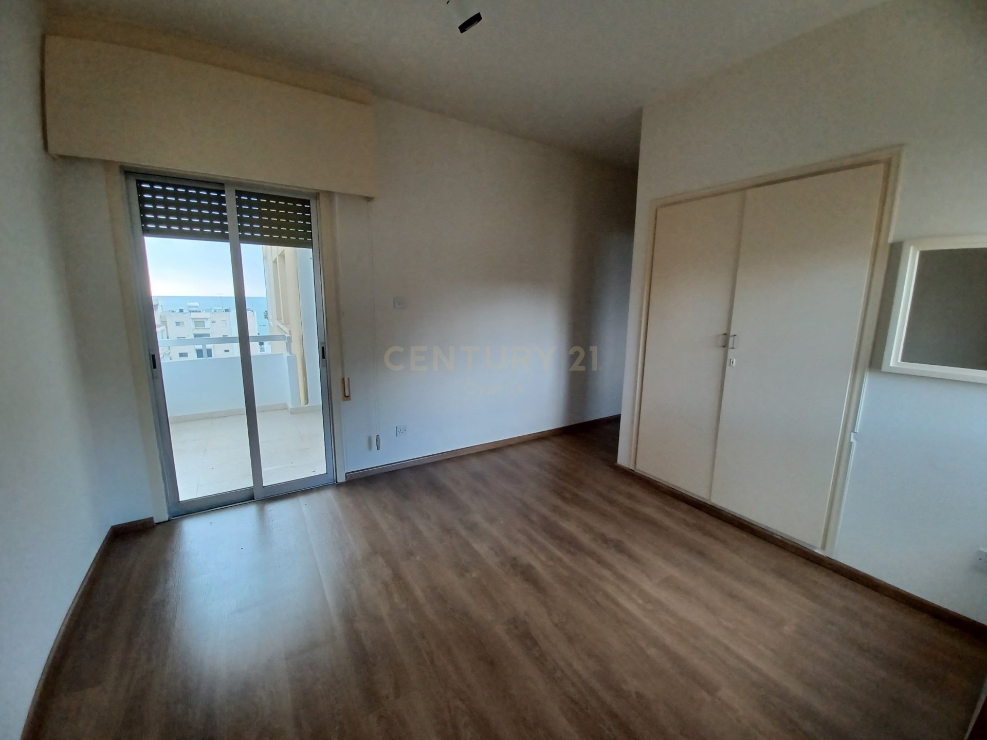 7 bedrooms Apartment in Agios Tychonas, Limassol, Cyprus No. 55710