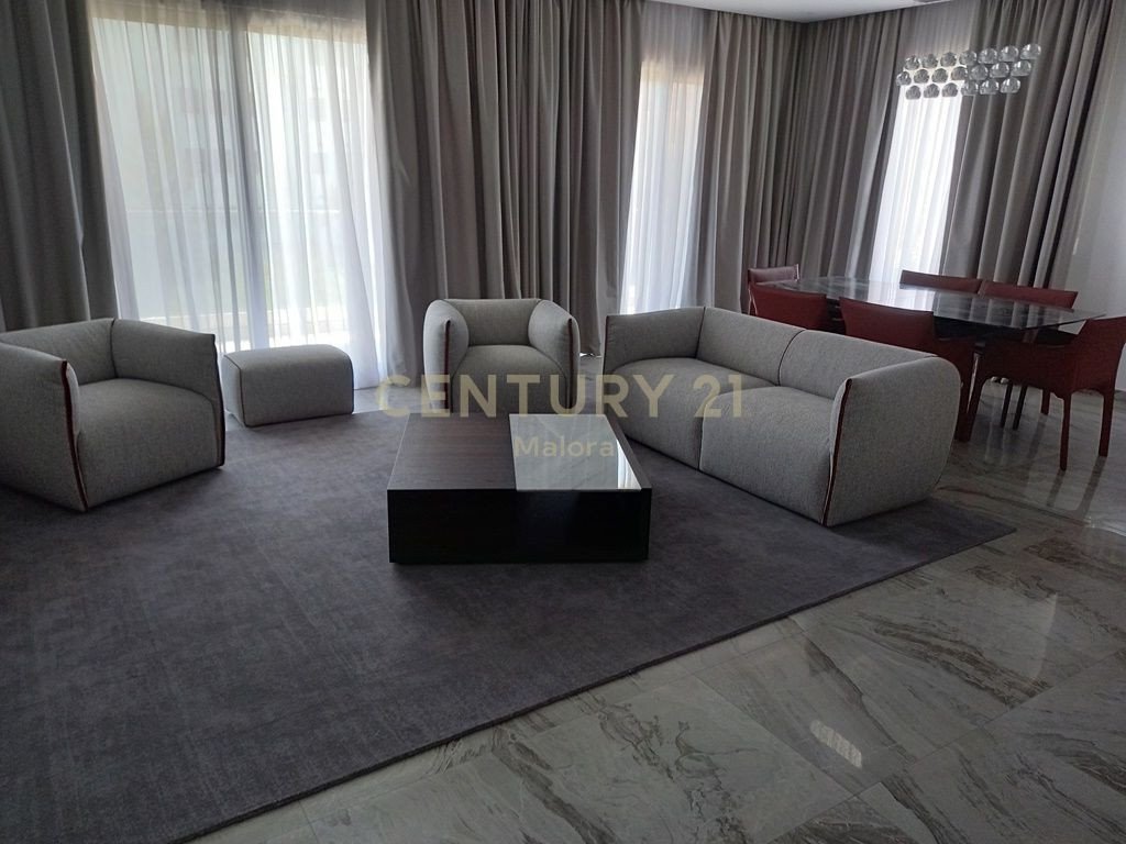 5 bedrooms Penthouse in Germasogeia, Limassol, Cyprus No. 55711