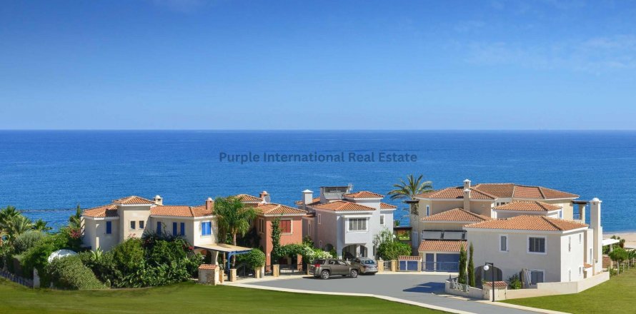 3 bedrooms Villa in Paphos, Cyprus No. 37618