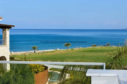 3 bedrooms Villa in Paphos, Cyprus No. 37618 4