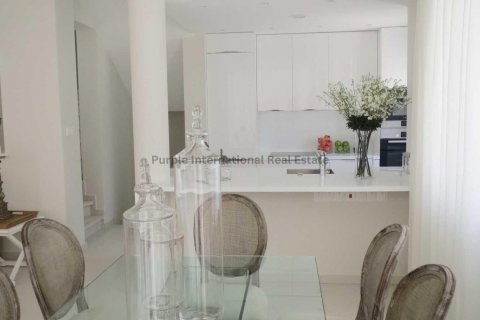 3 bedrooms Villa in Paphos, Cyprus No. 37618 3