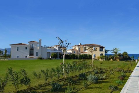 3 bedrooms Villa in Paphos, Cyprus No. 37618 8