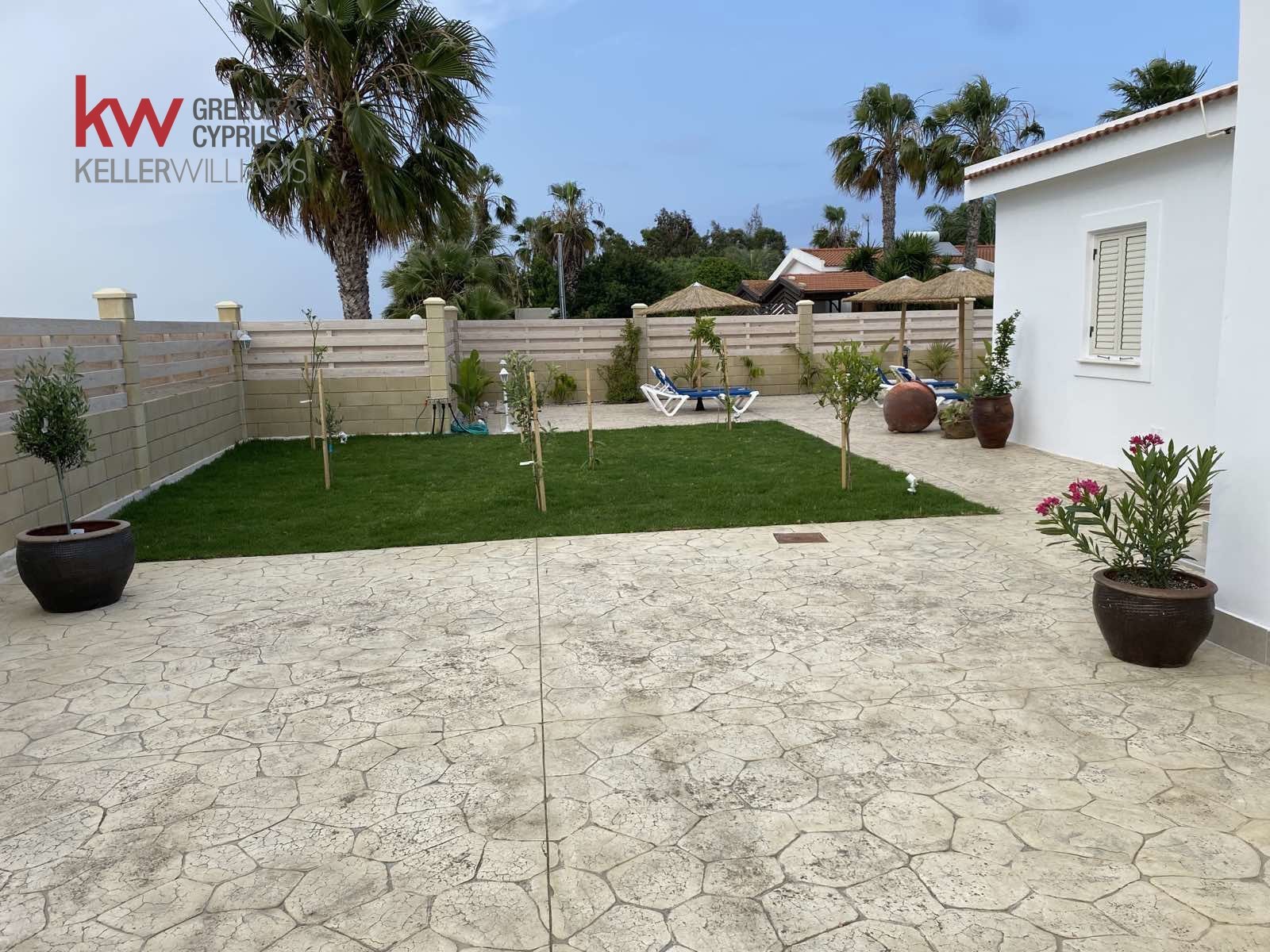 3 bedrooms Bungalow in Meneou, Larnaka, Cyprus No. 50012