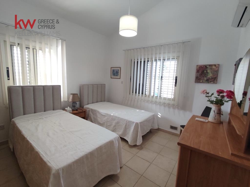 3 bedrooms Bungalow in Meneou, Larnaka, Cyprus No. 50012