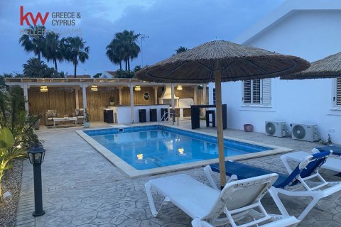 3 bedrooms Bungalow in Meneou, Larnaka,  No. 50012 4