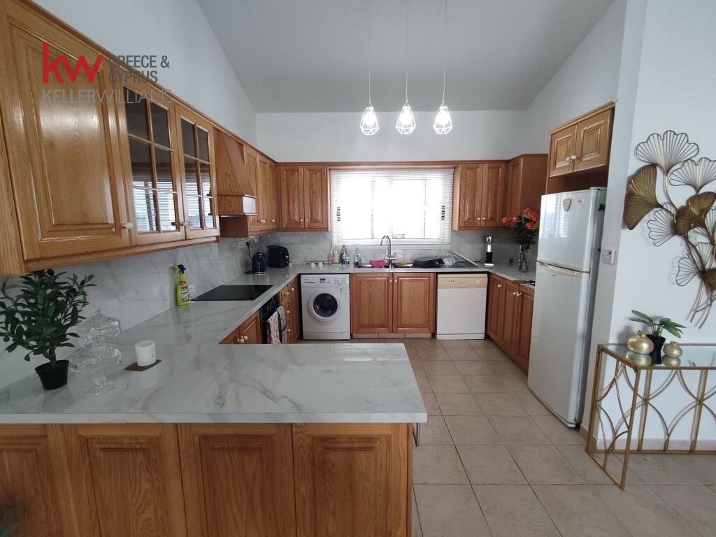 3 bedrooms Bungalow in Meneou, Larnaka, Cyprus No. 50012