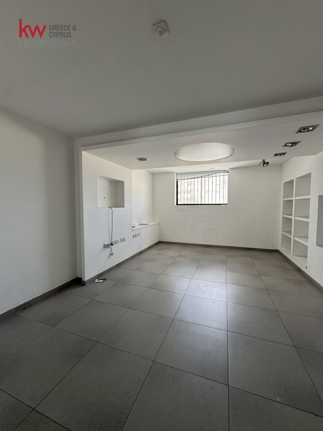 240m2 Shop in Nicosia, Cyprus No. 40628