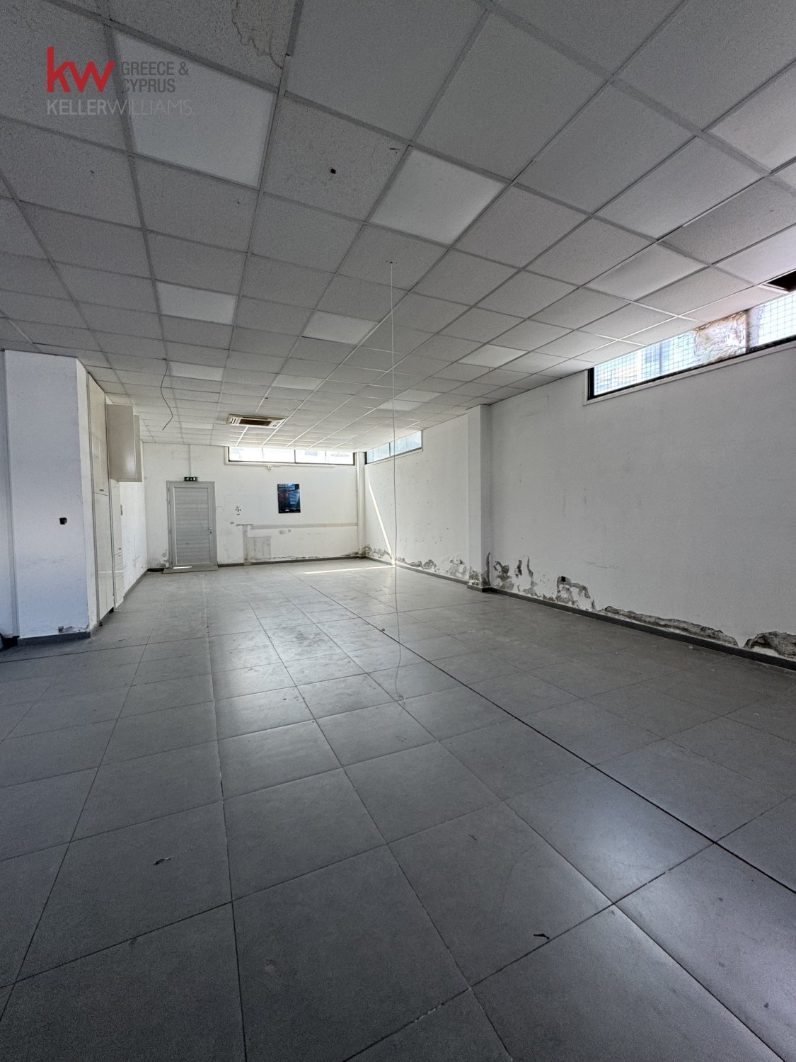 240m2 Shop in Nicosia, Cyprus No. 40628