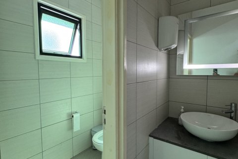 240m2 Shop in Nicosia,  No. 40628 6