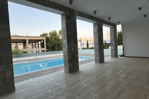 5 bedrooms Villa in Paralimni, Ammochostos,  No. 40629 13