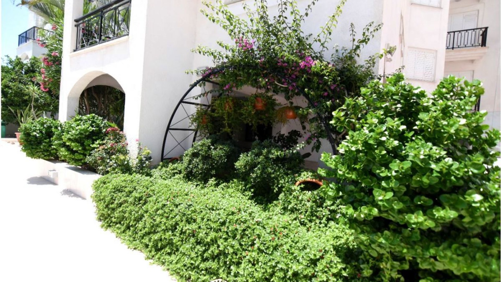 3 bedrooms Apartment in Potamos tis Germasogeias, Germasogeia, Limassol, Cyprus No. 28453