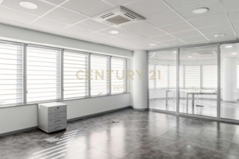 2922m2 Oficina en Kato Polemidia, Limassol,  No. 55774 6