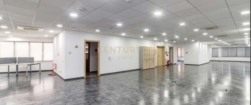 2922m2 Office in Kato Polemidia, Limassol, Cyprus No. 55774