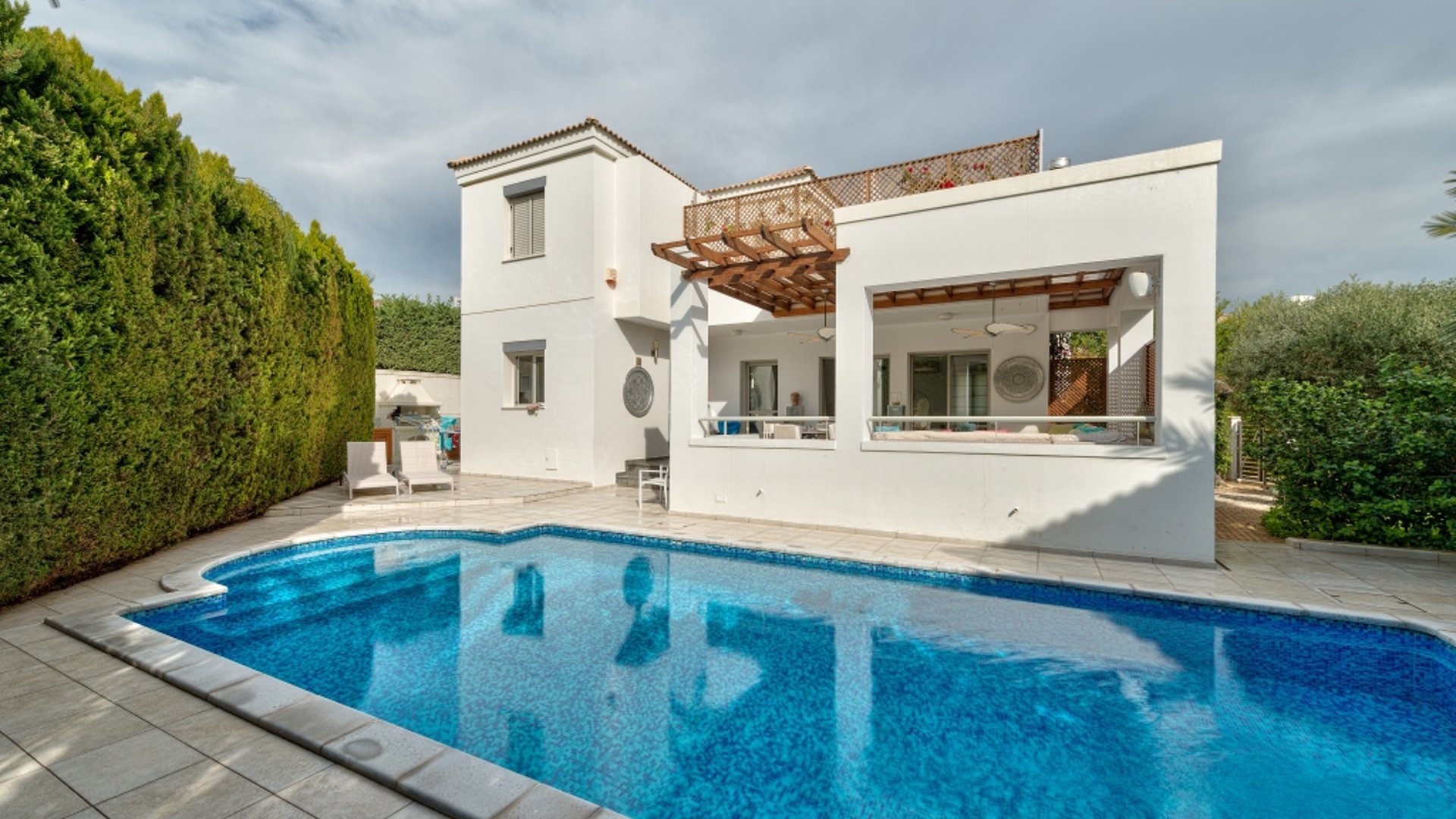 3 bedrooms Villa in Limassol, Cyprus No. 28132