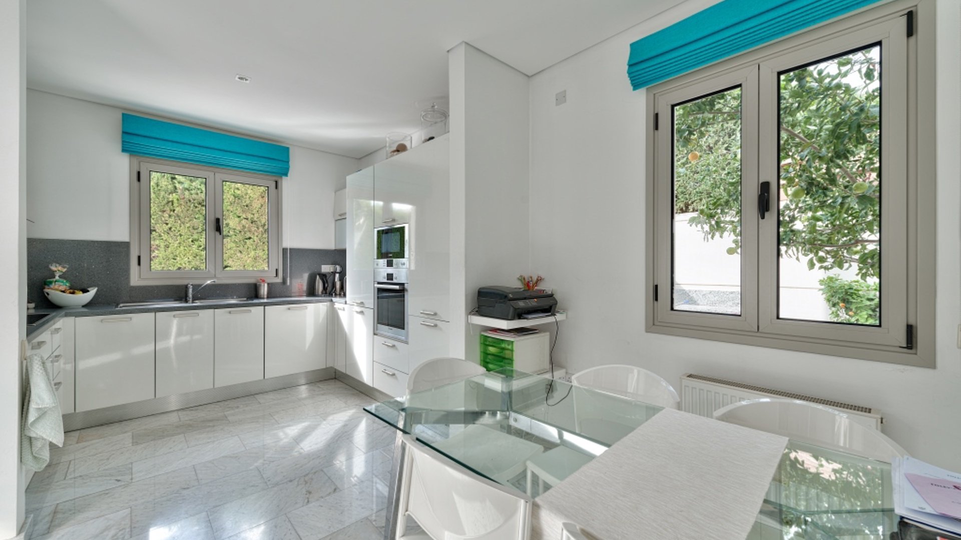 3 bedrooms Villa in Limassol, Cyprus No. 28132