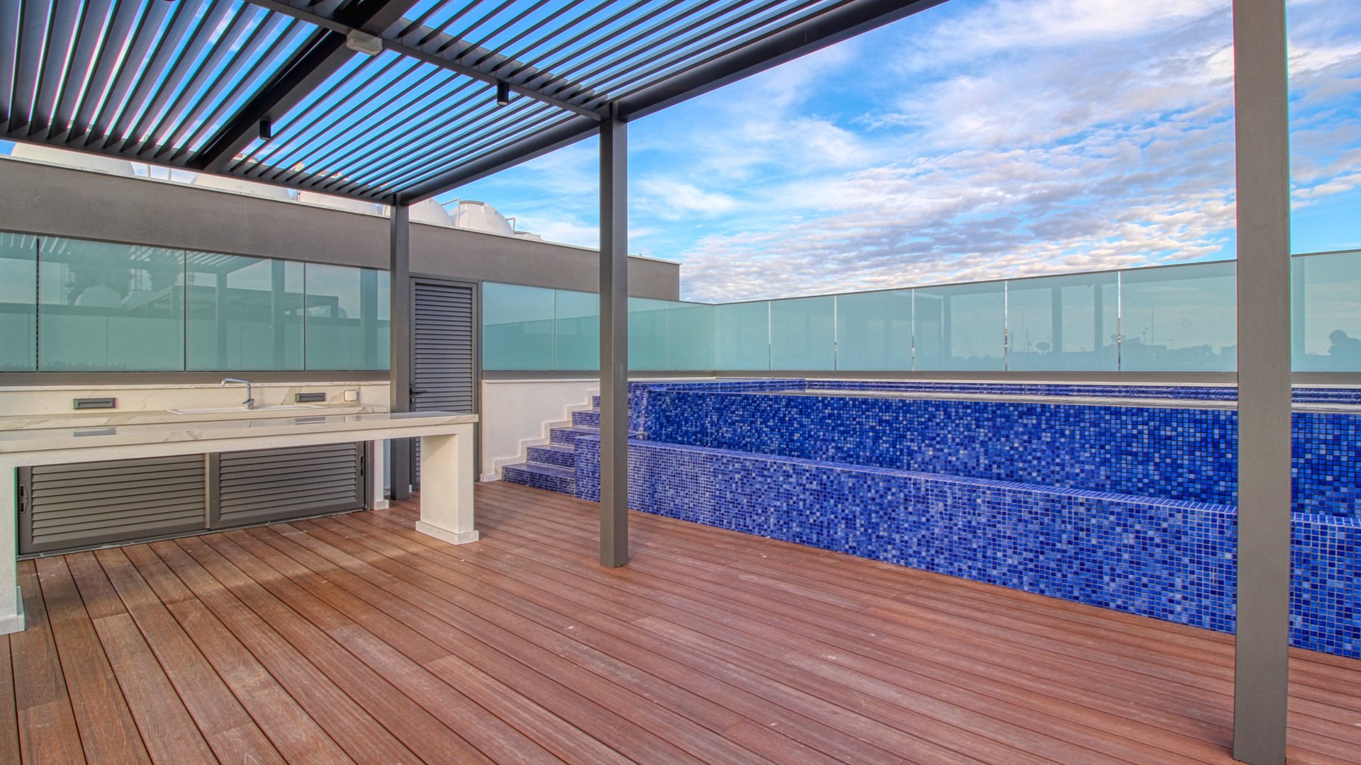 4 bedrooms Penthouse in Potamos tis Germasogeias, Germasogeia, Limassol, Cyprus No. 28133