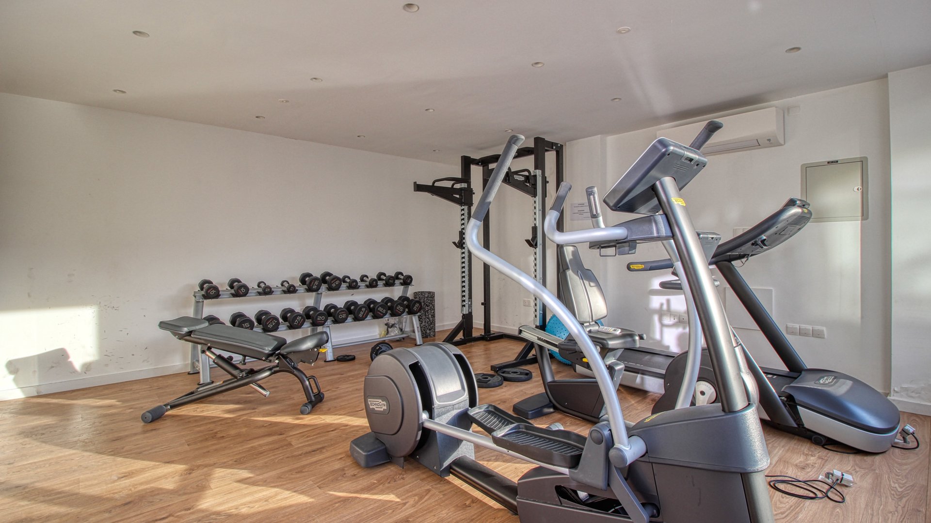 4 bedrooms Penthouse in Potamos tis Germasogeias, Germasogeia, Limassol, Cyprus No. 28133