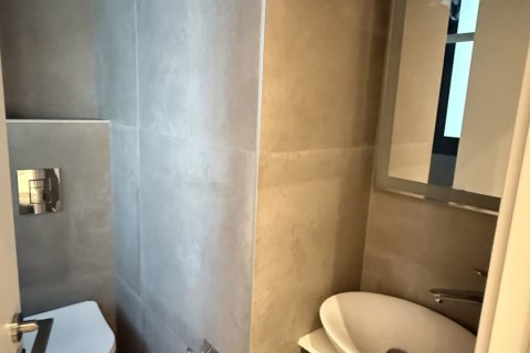 3 bedrooms Apartment in Nicosia,  No. 39571 12