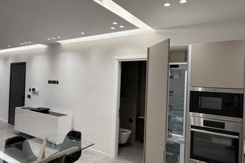 3 bedrooms Apartment in Nicosia,  No. 39571 6